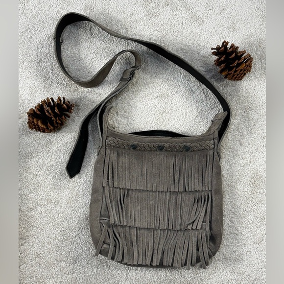 Minnetonka Handbags - Minnetonka Boho leather bag Pocahontas style